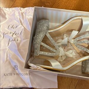 Kate Whitcomb heels - size 7
Beautiful bridal (or other special occasion) shoes